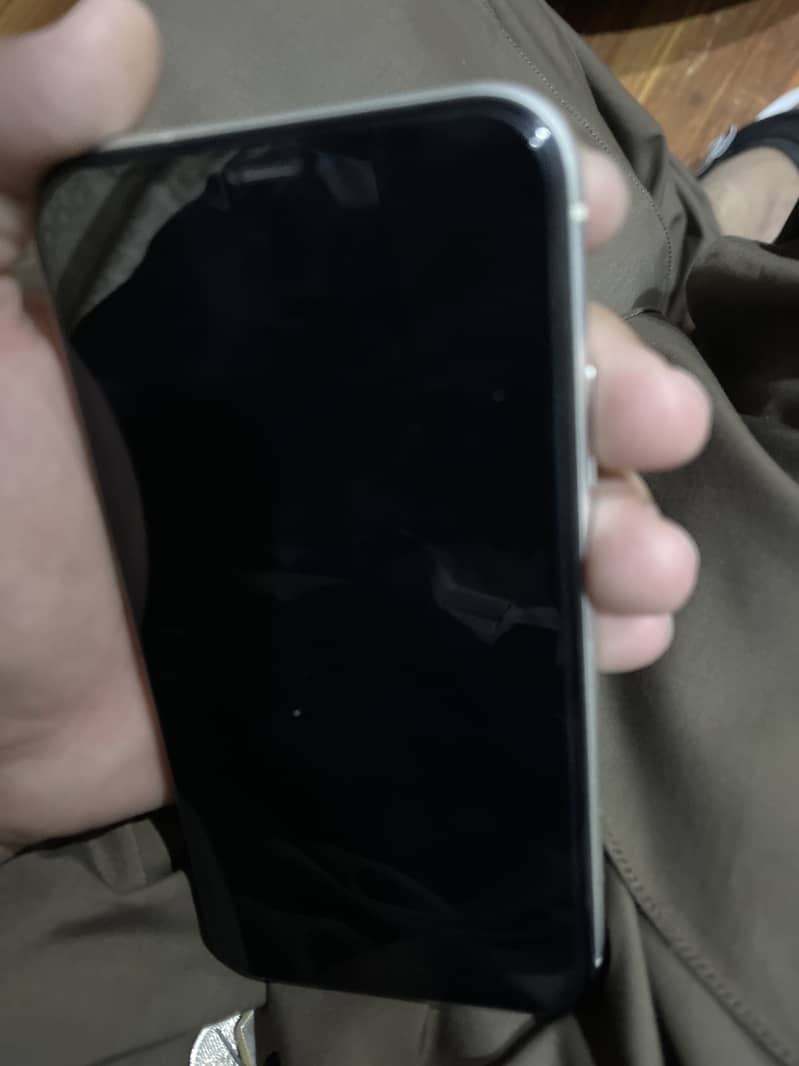 Apple iPhone 11 1