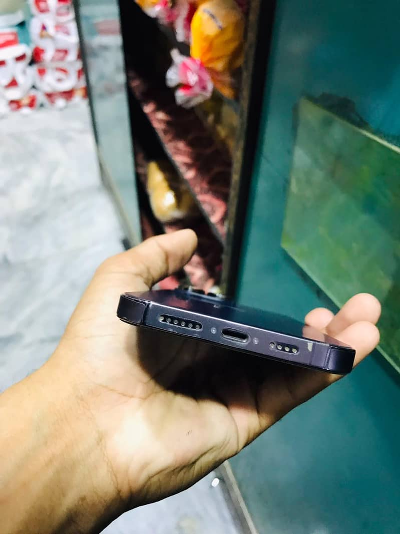 Apple iPhone 14 Pro Max 7