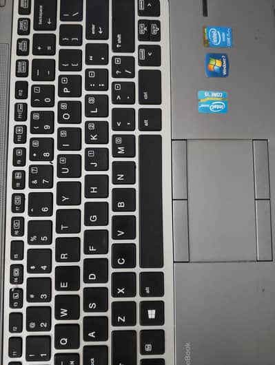 HP i5 4th gen 8/264+ graphics card