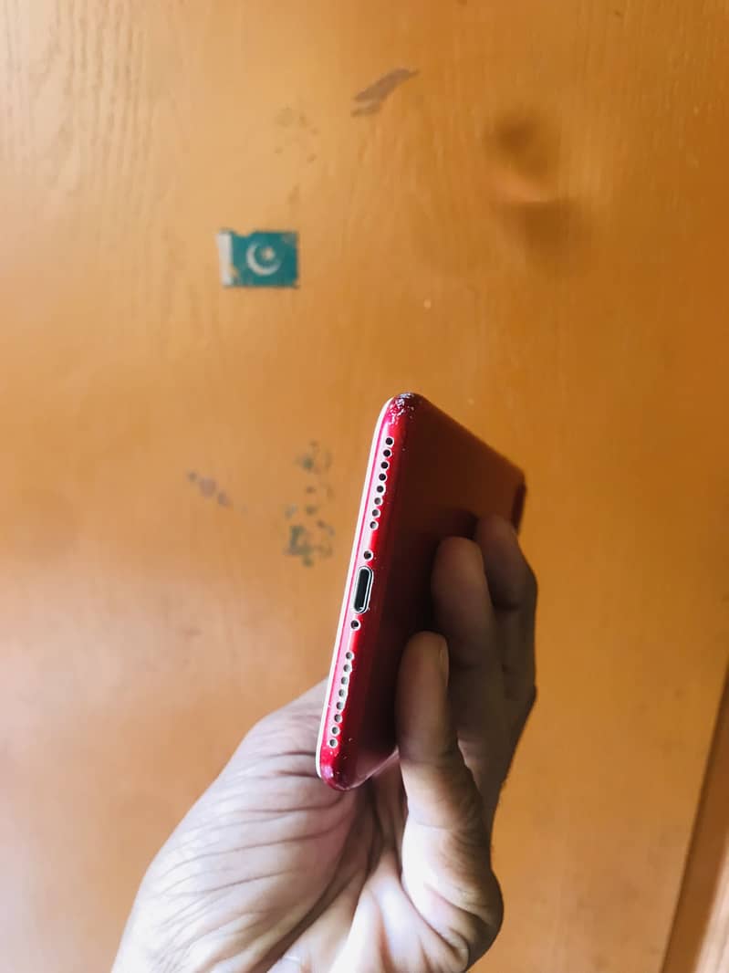 Apple iPhone 7 Plus 4
