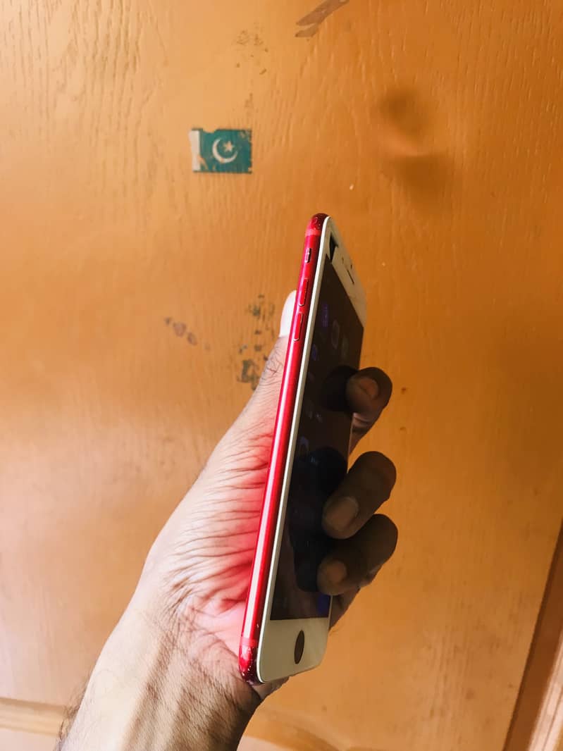 Apple iPhone 7 Plus 5