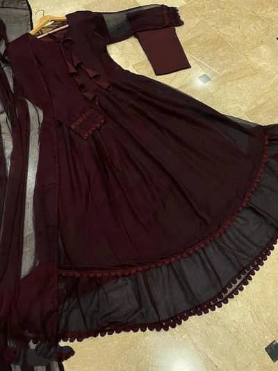 Women Maroon