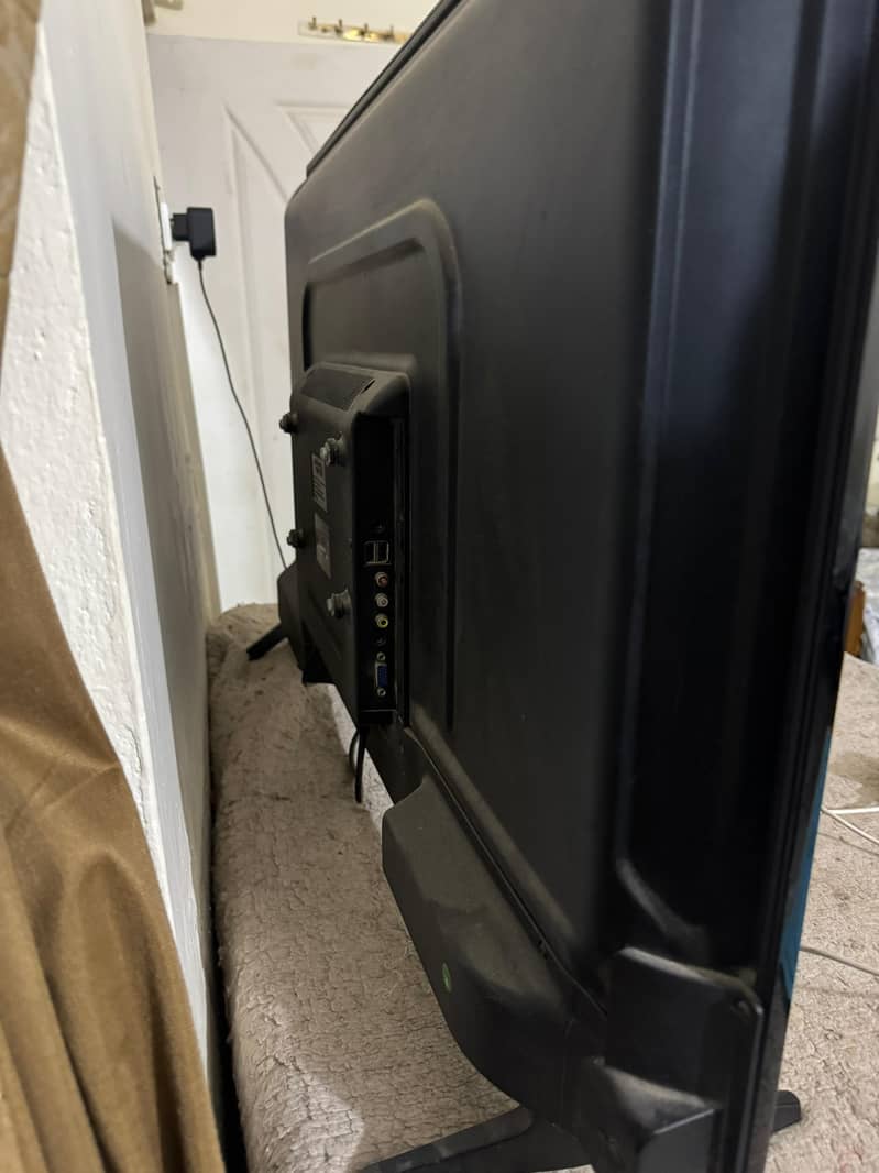 smart LED tv 1