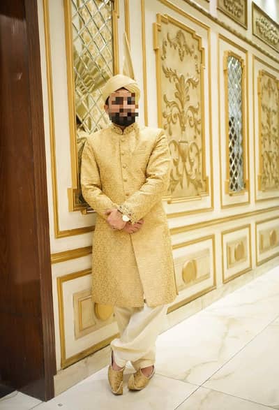 Groom Sherwaani With Kullah and Khussa
