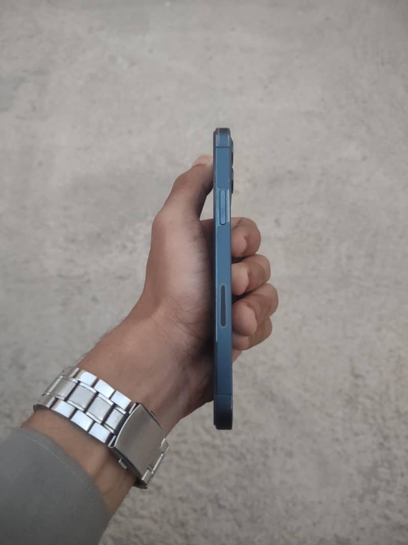 Apple iPhone 12 Pro 6