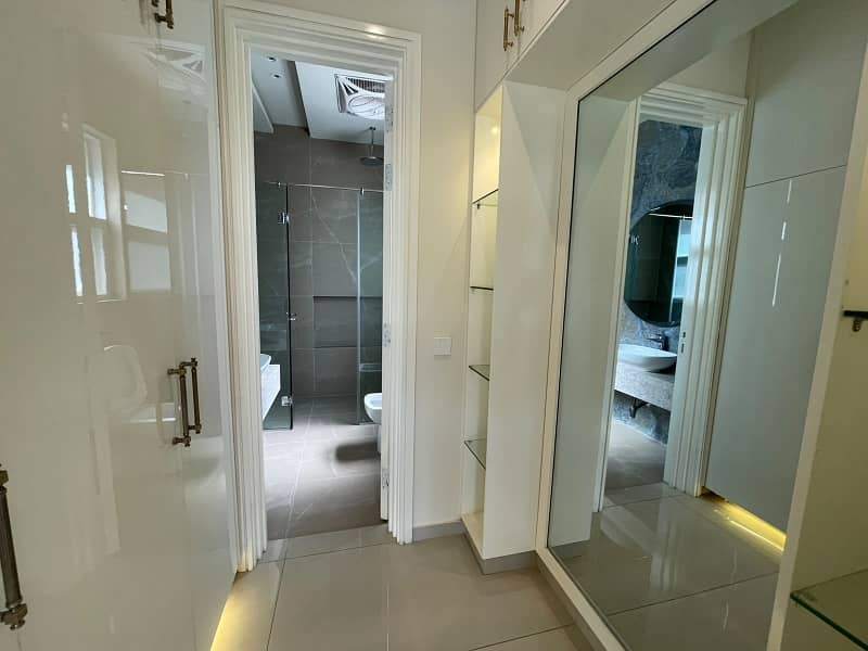 Upper Portion New Available For Rent 4