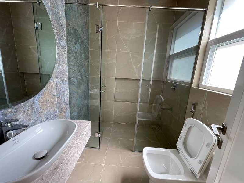 Upper Portion New Available For Rent 5