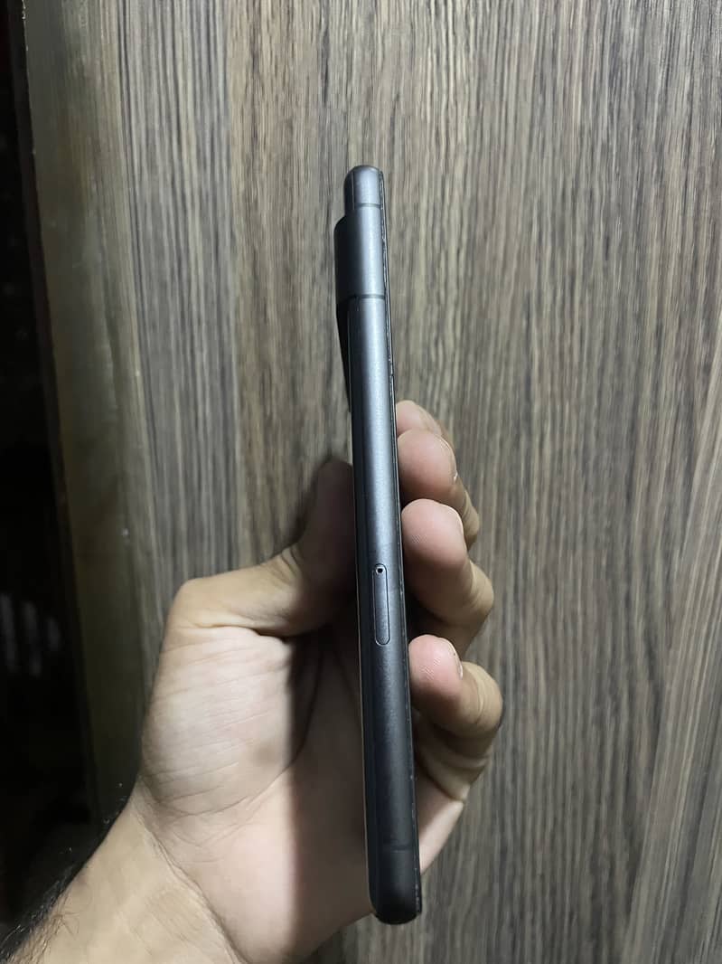 Google Pixel 7 5