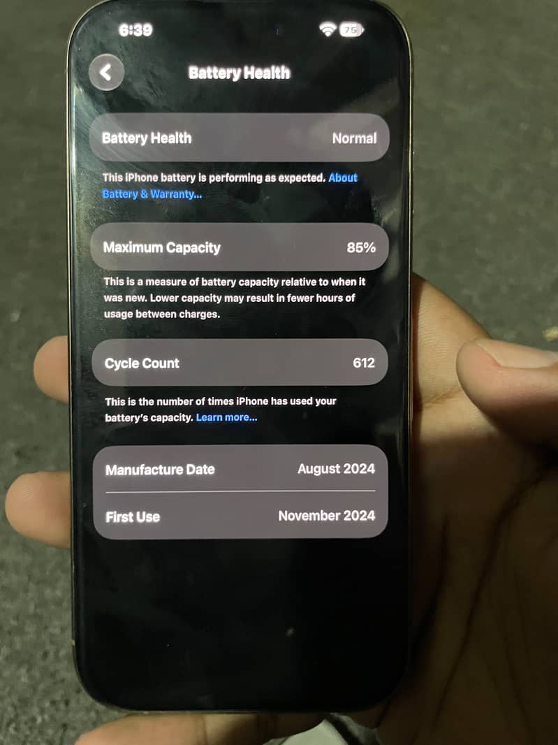 Apple iPhone 16 Pro 2