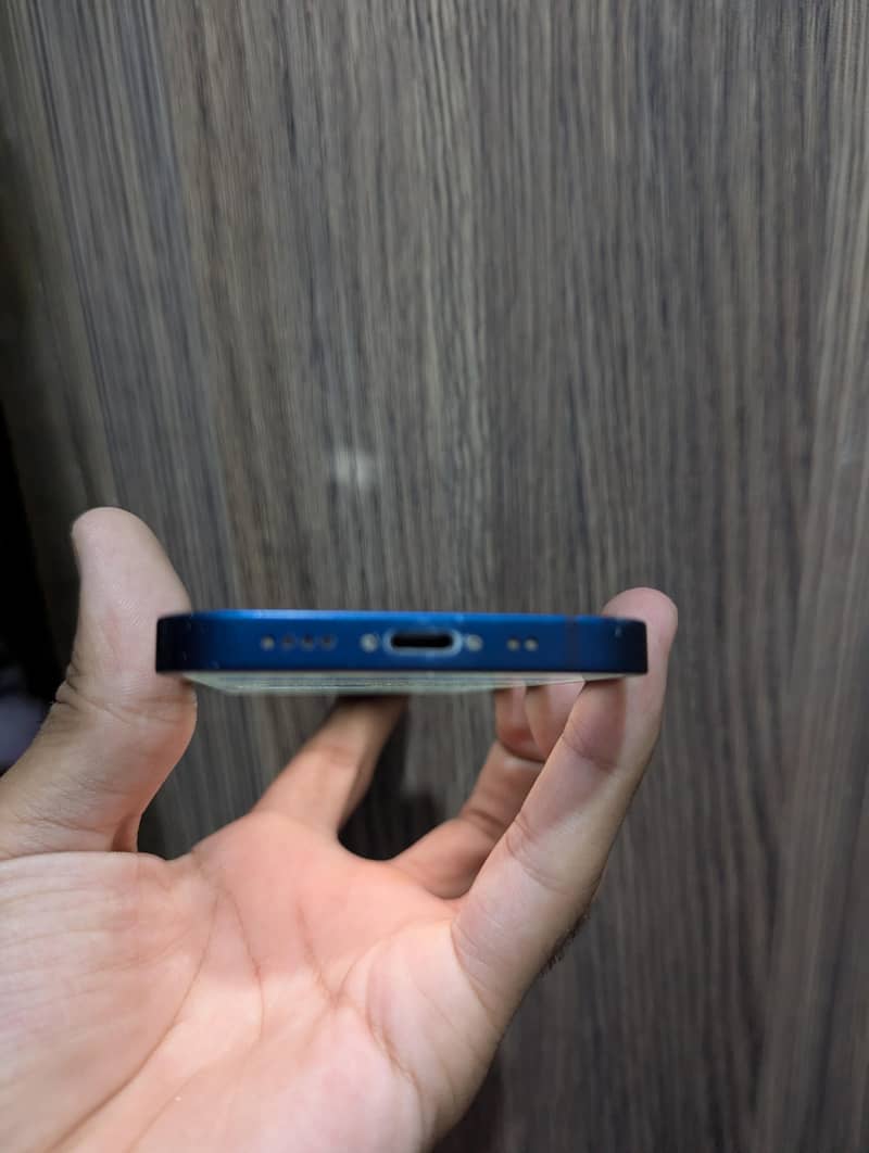 Apple iPhone 12 mini 2