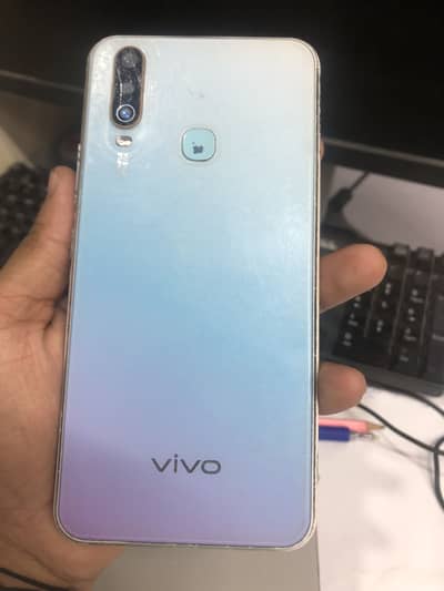 Vivo Y17