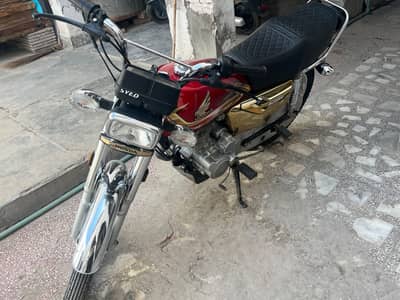 Bike bilkul fresh . self start +Kick start