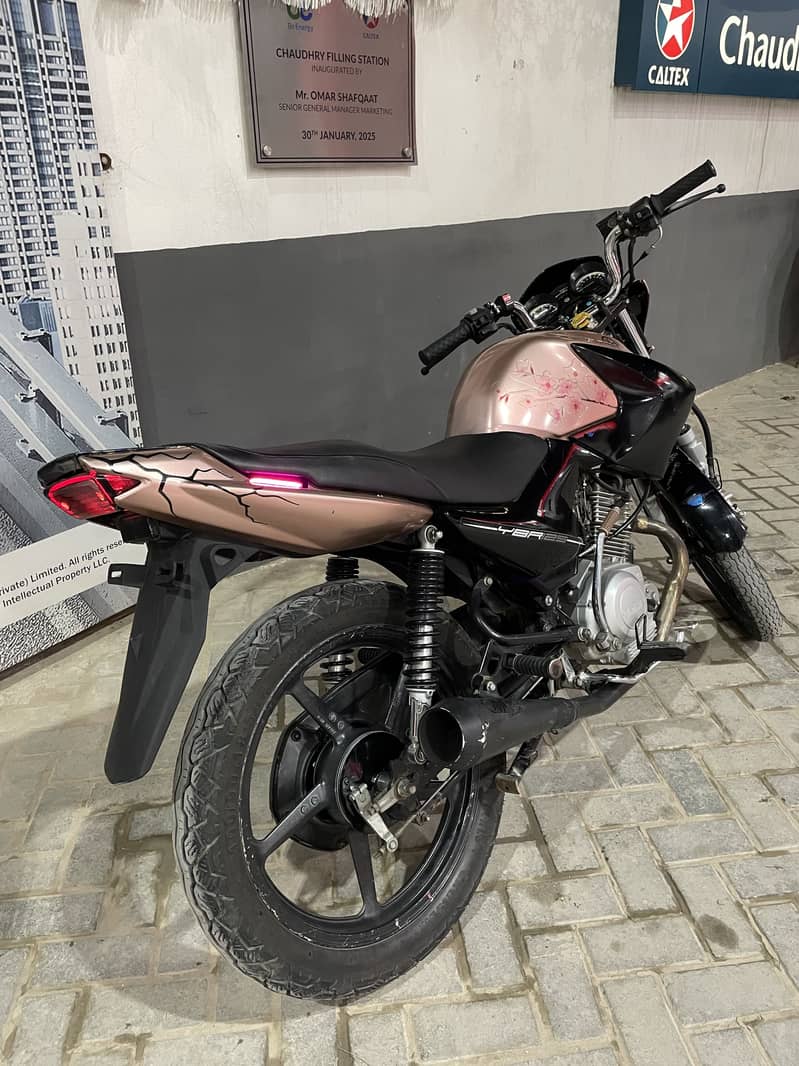 Yamaha YBR 4