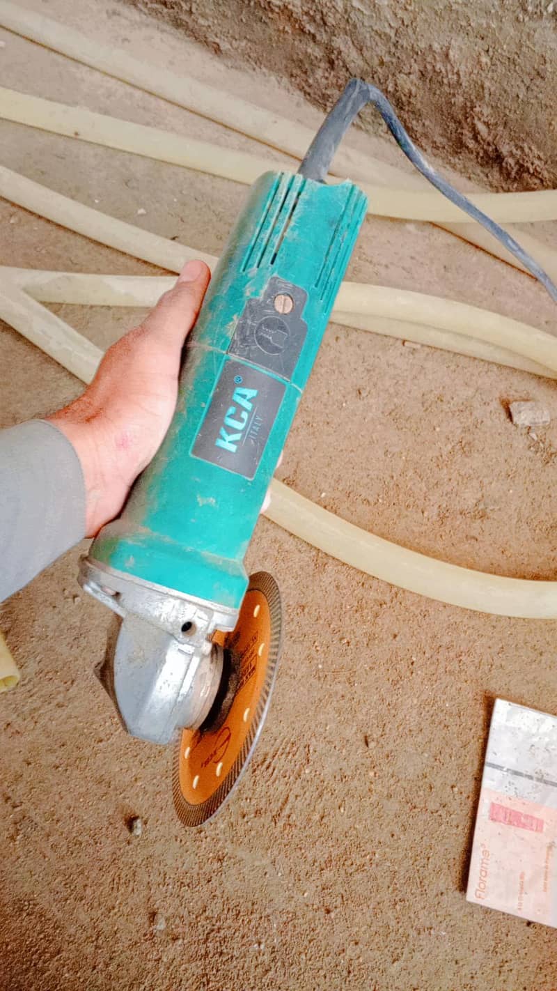 1 Drill Machine And Glander 2