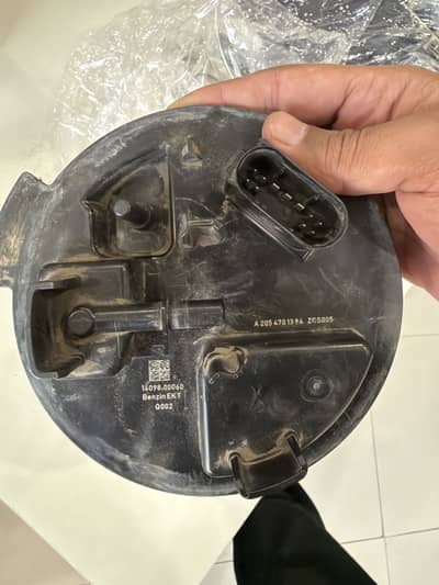 Mercedes fuel pump