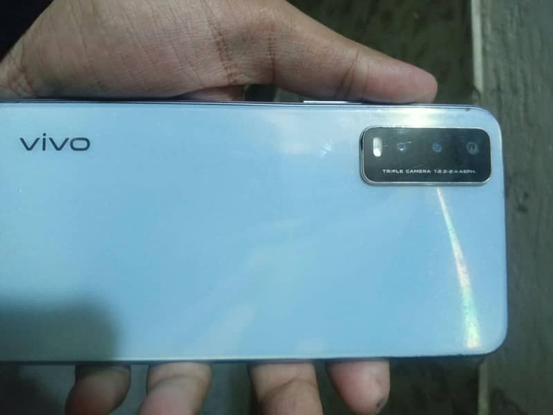 Vivo Y20 1