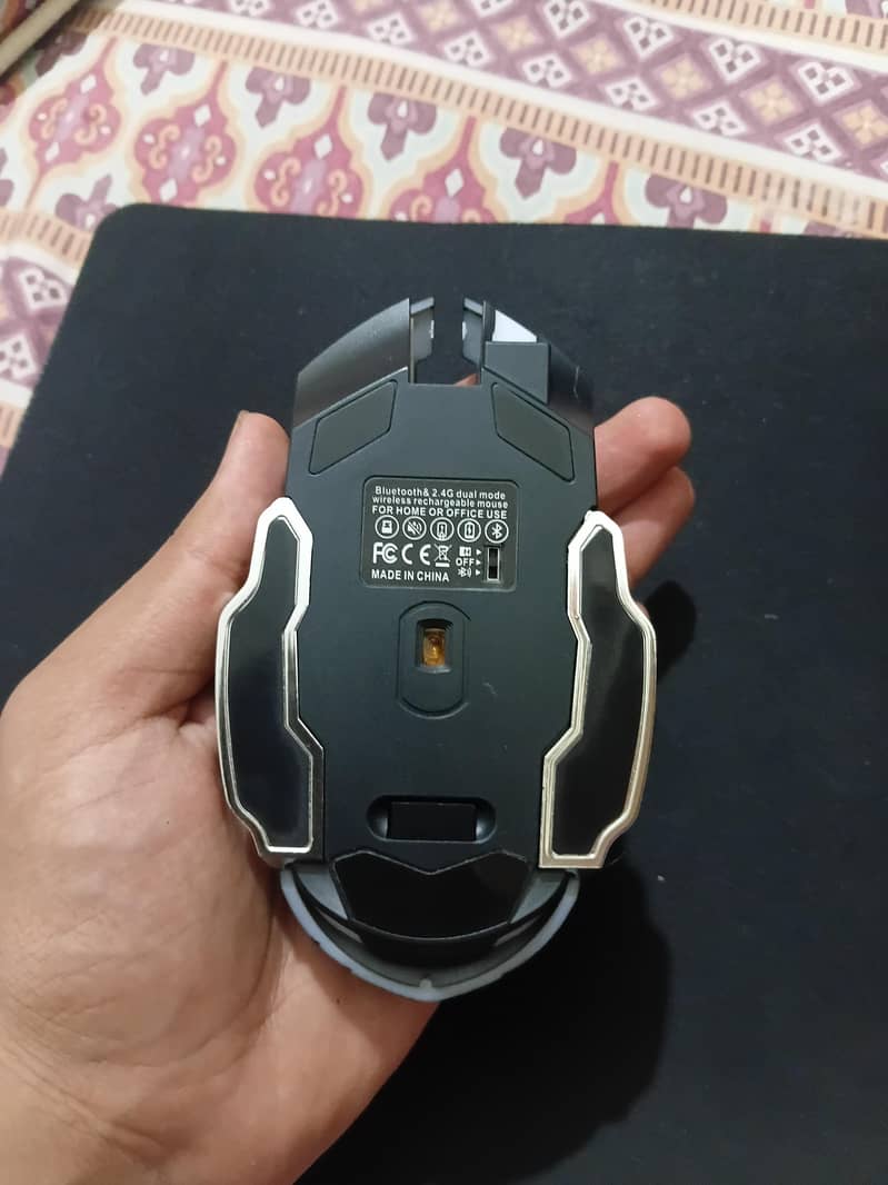 Wireless Gaming Mouse 1