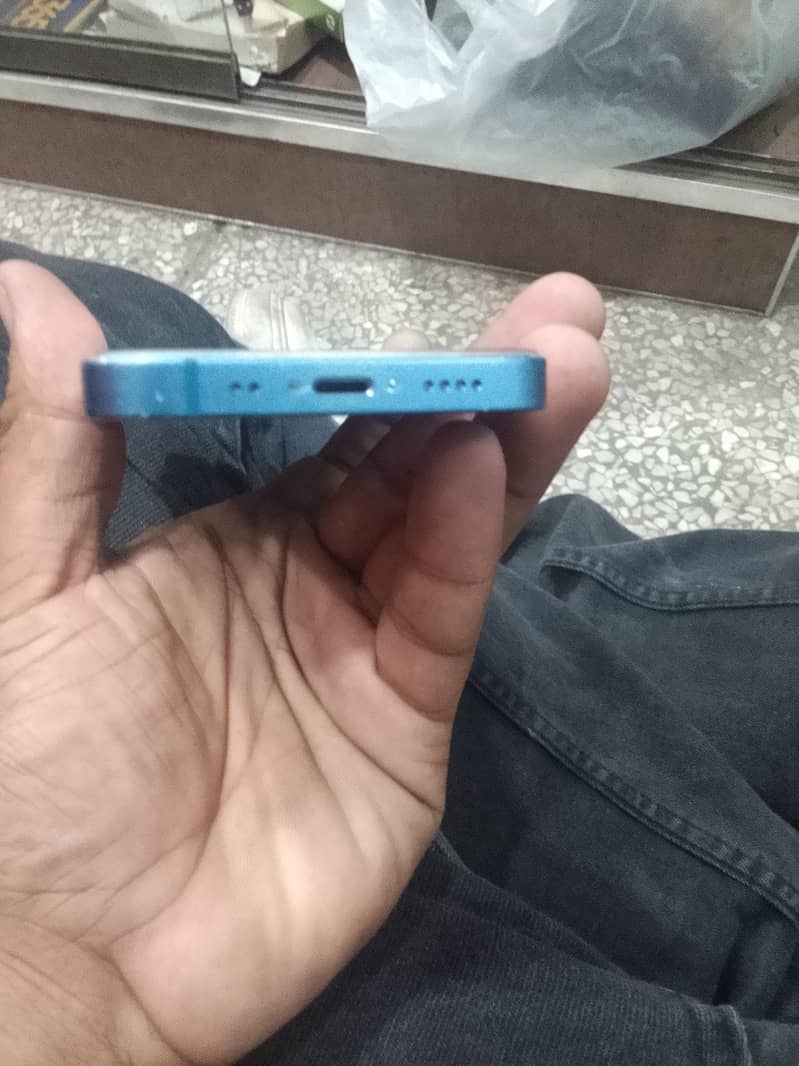 Apple iPhone 13 mini 3