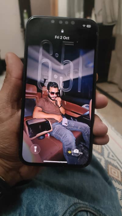 Apple iPhone 13