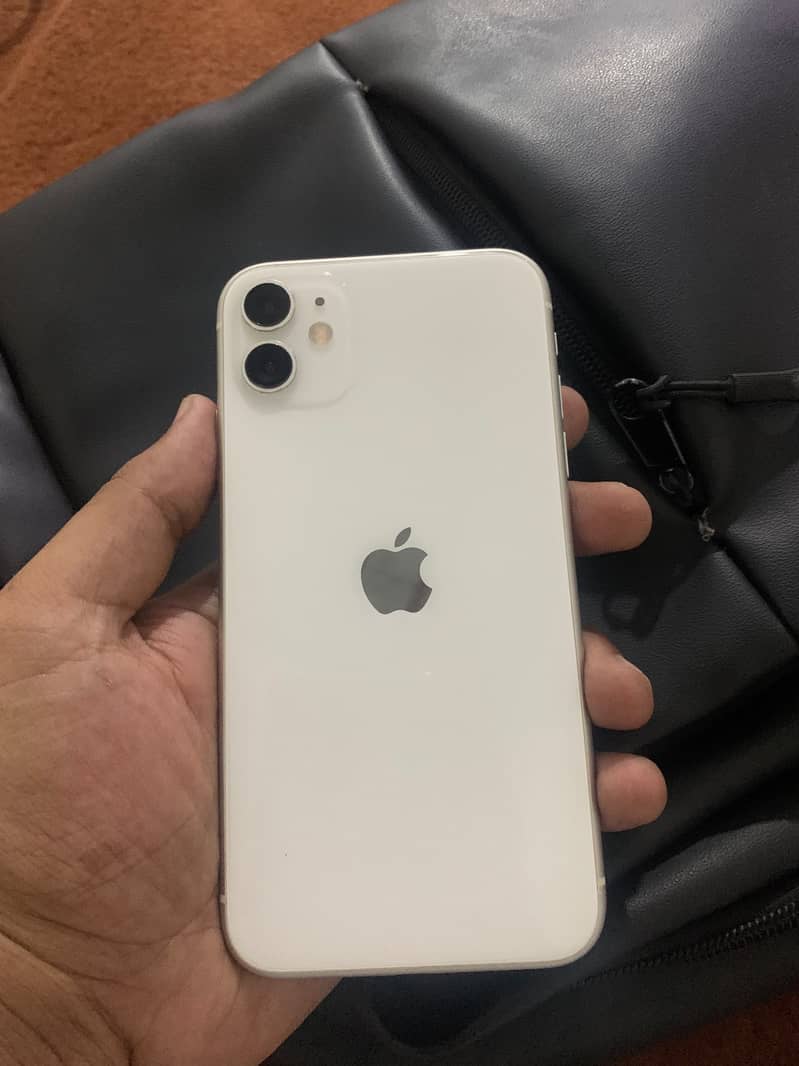 Apple iPhone 11 0