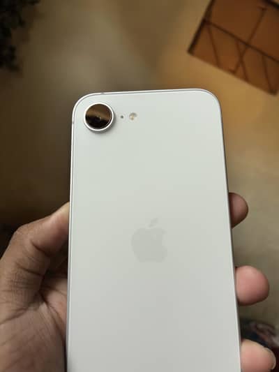iPhone 16e 128gb white colour jv