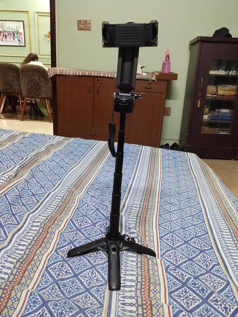 mini camera selfie stick 5