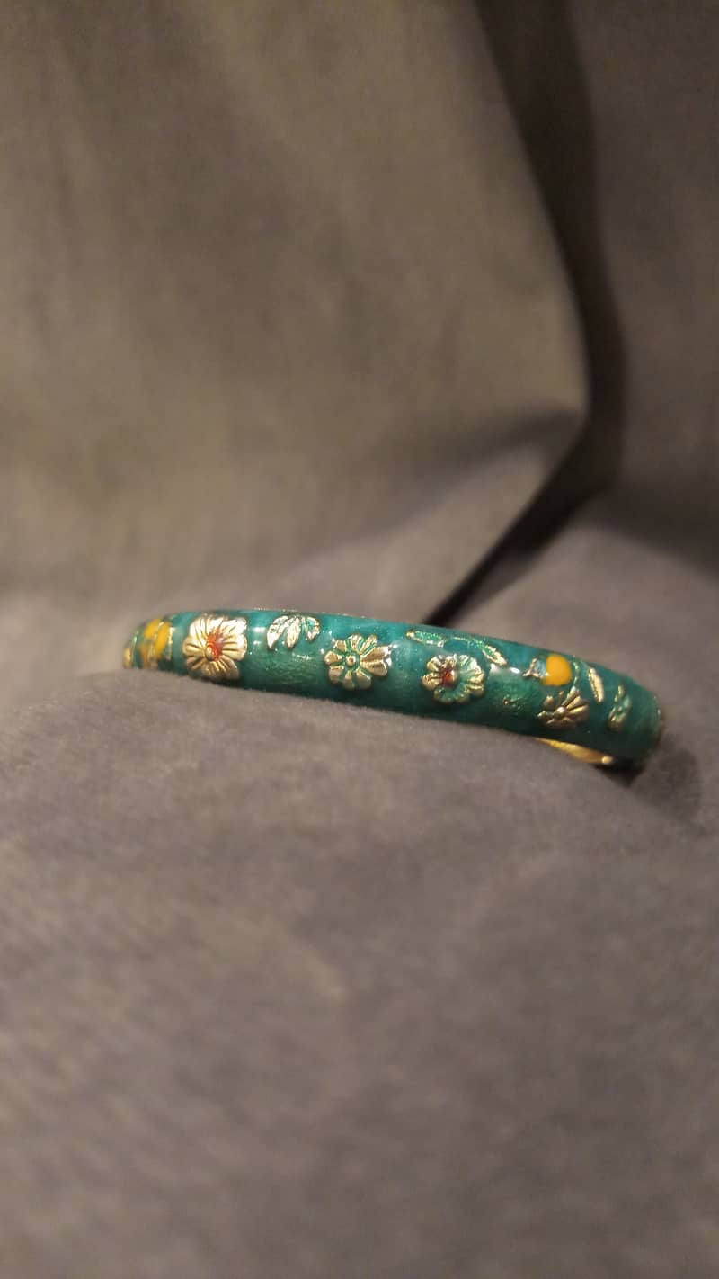 Cloisonné enameled bangles. 4