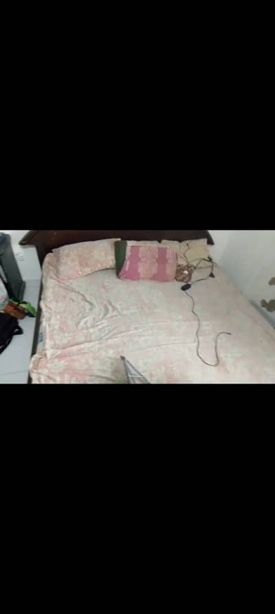 double bed mattress wooden