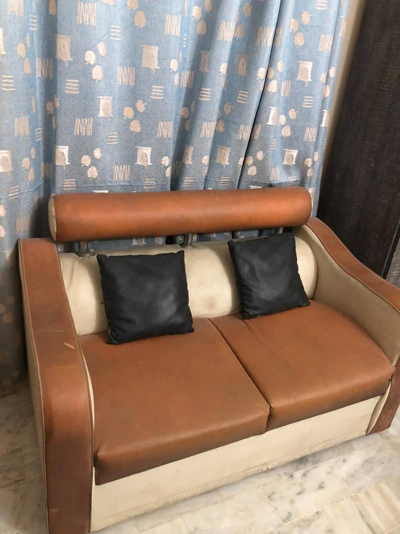 2 seater Single sofa 2