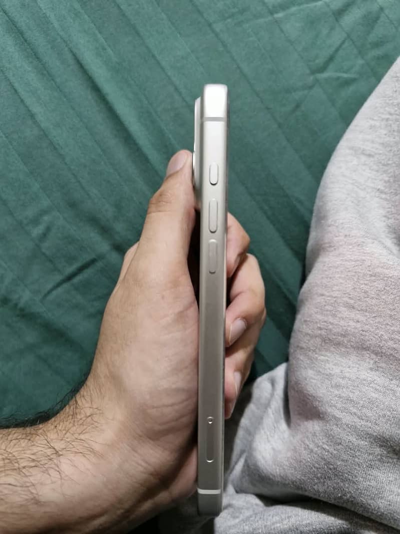 Apple iPhone 17 Pro Max 1