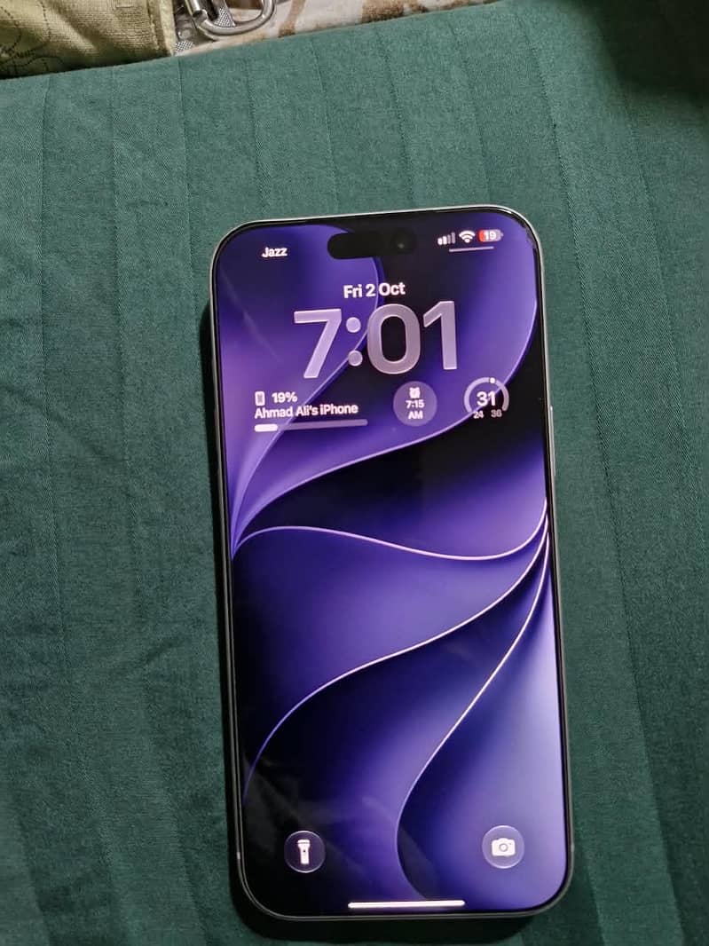 Apple iPhone 17 Pro Max 3