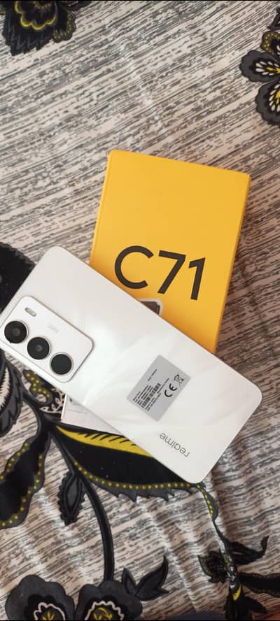 Realme C71