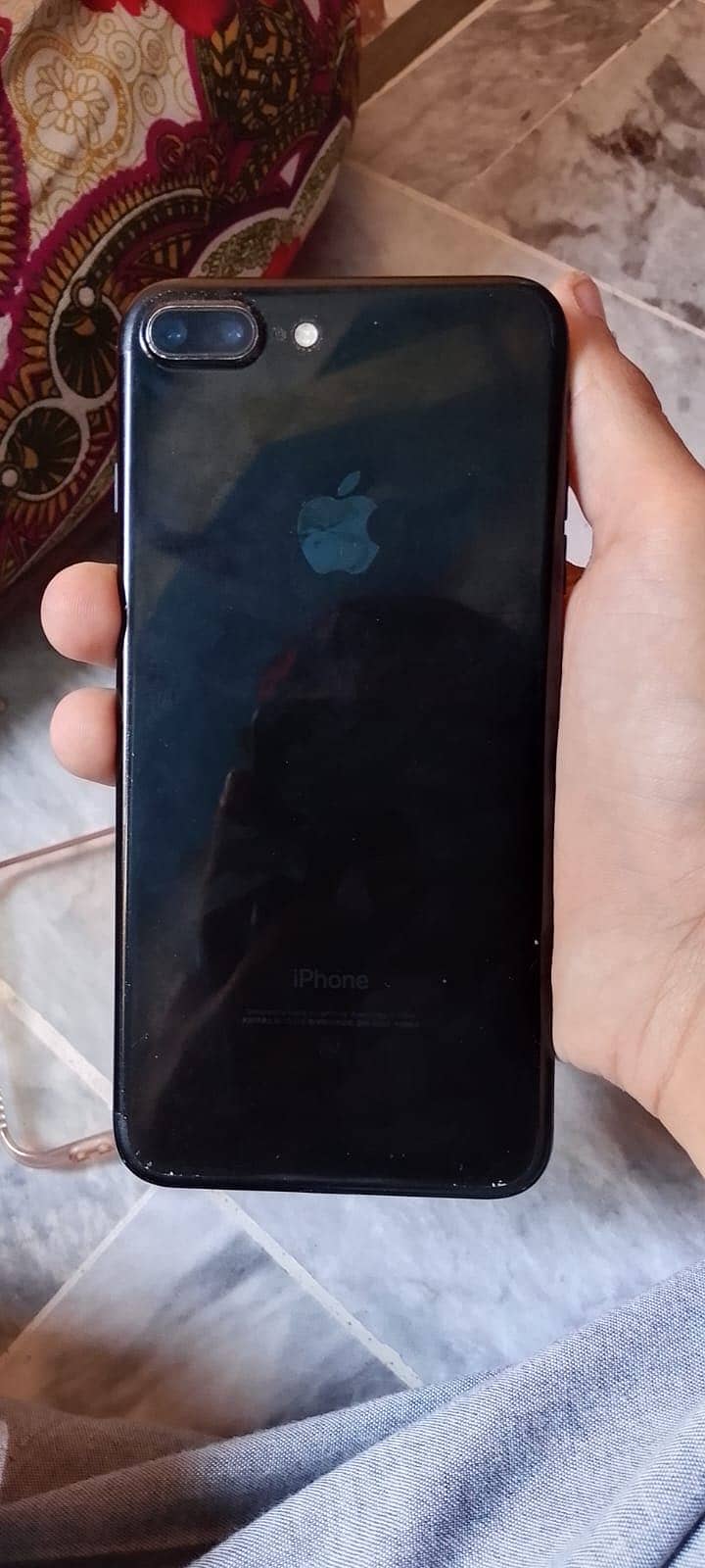 Apple iPhone 7 Plus 3