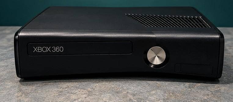 XBOX 360 S 0