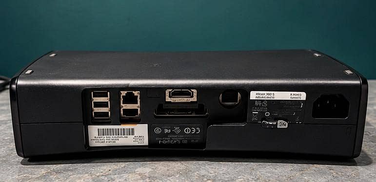 XBOX 360 S 3