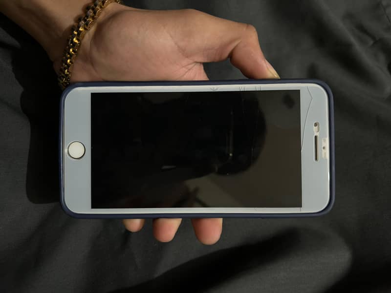 Apple iPhone 7 Plus 0