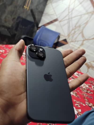 Apple iPhone 15