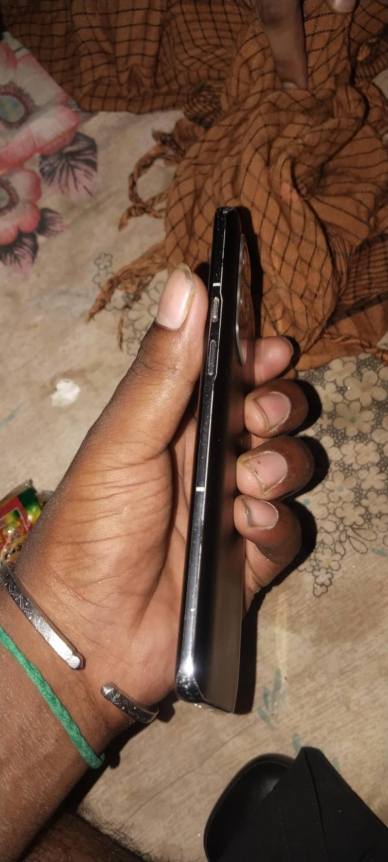 One Plus 9 Pro 4