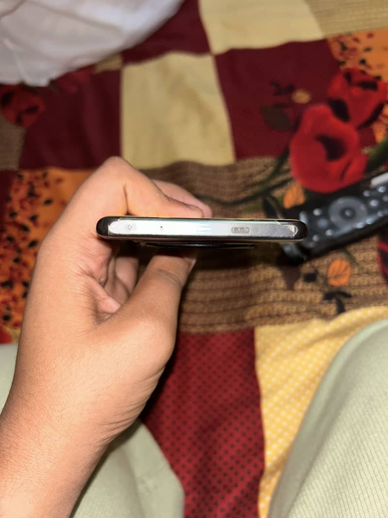 Infinix Zero 40 4