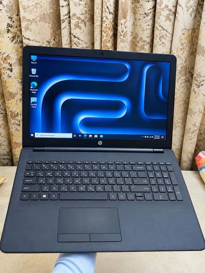 Urgent Sell HP Core i3 6th Gen | 4GB RAM | 64GB SSD + 500GB HDD