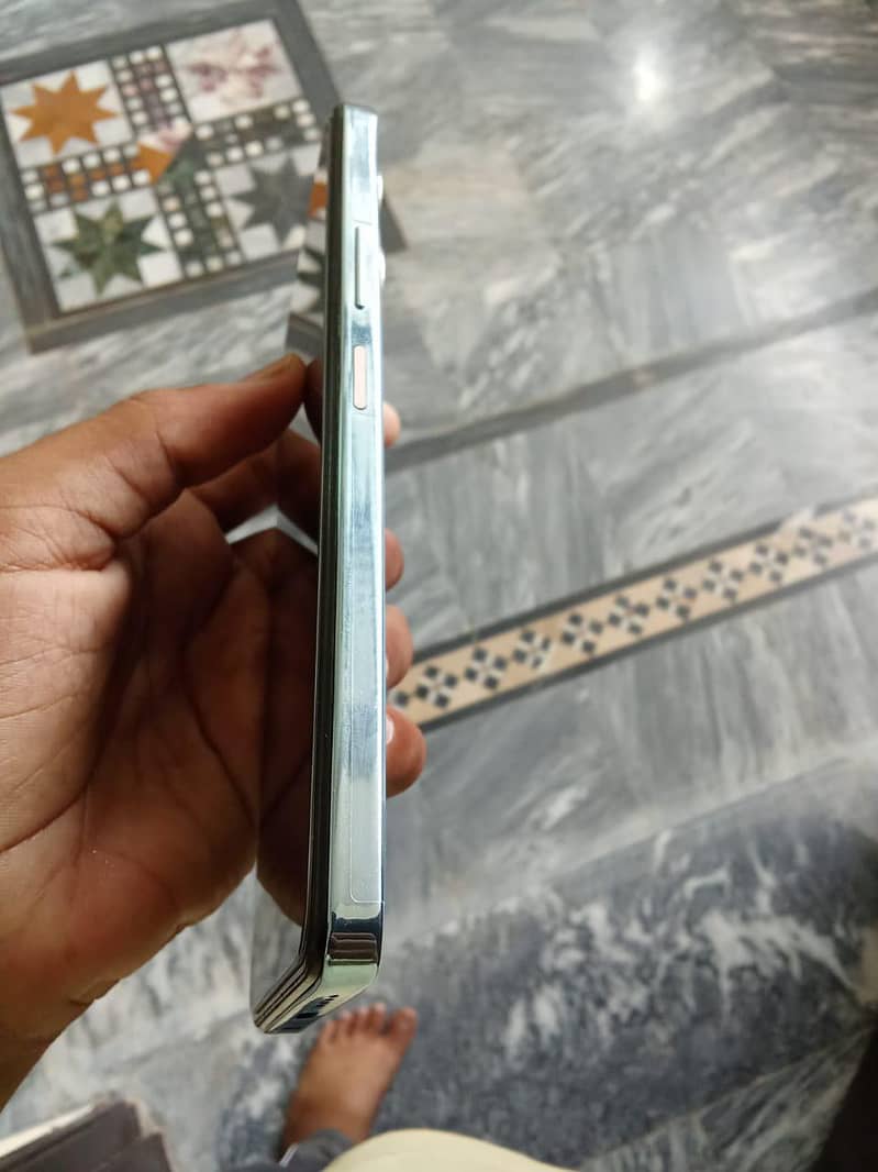Infinix Note 30 1