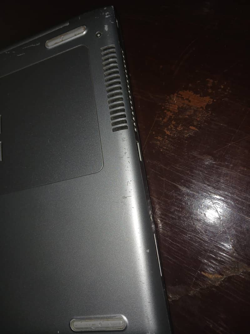 HP probook 5