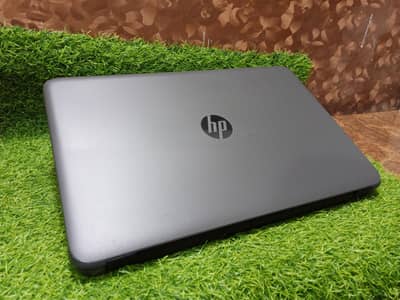 Intel core i3 5th RAM ddr3L 4gb Hhd 500gb