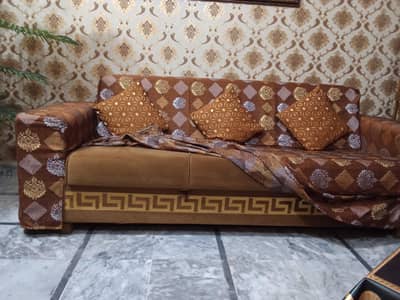 it's sofa Kam bed for sale