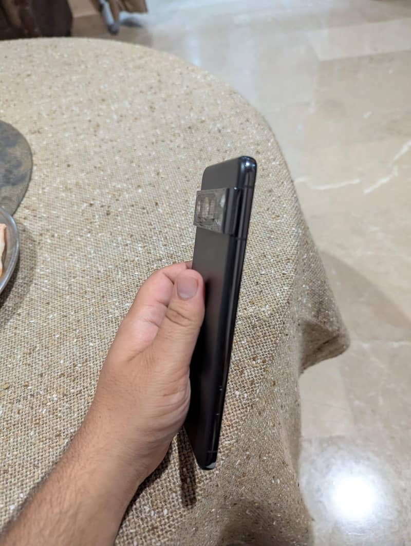 Google Pixel 8 Pro 2
