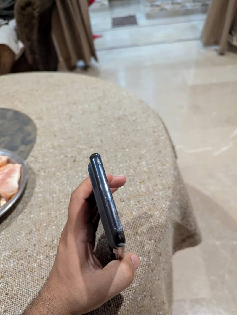 Google Pixel 8 Pro 4