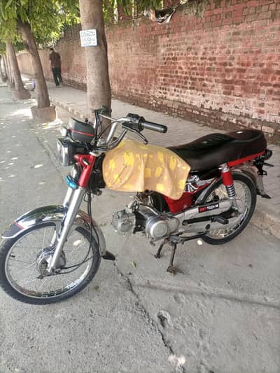 new condition 10by 10 hn koi masla ni granti   engine khula ni abhi ta