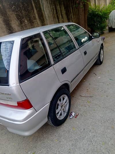 Suzuki Cultus VXL 2001