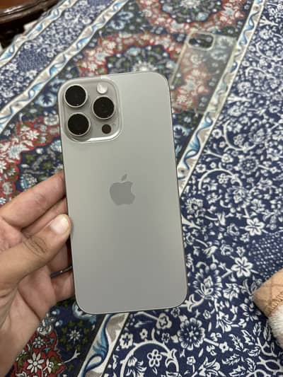 iPhone 16 Pro Max 256 13 cycle use