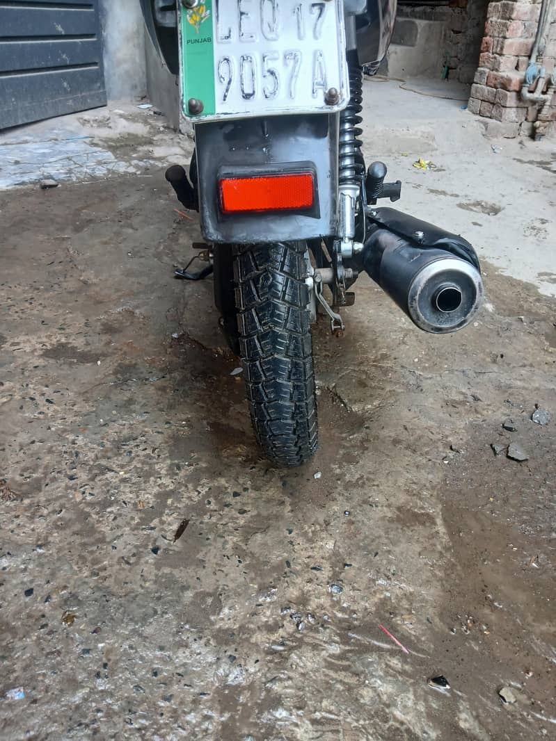 Yamaha 1